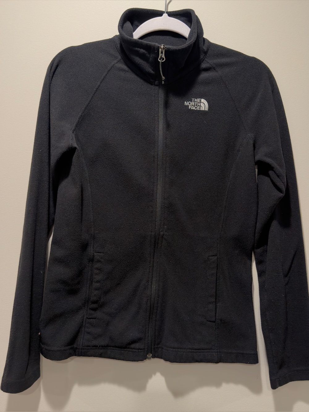 The North Face Women’s Small Black Lightweight Full Zip Fleece Jacket